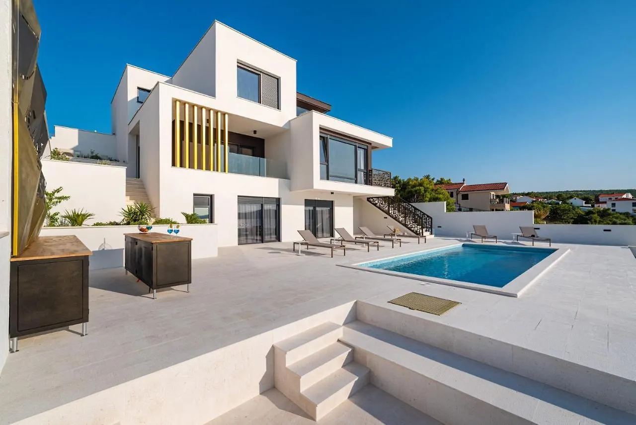 Beautiful Villa Bonella Novigrad  0*, Novigrad (Dalmatia)