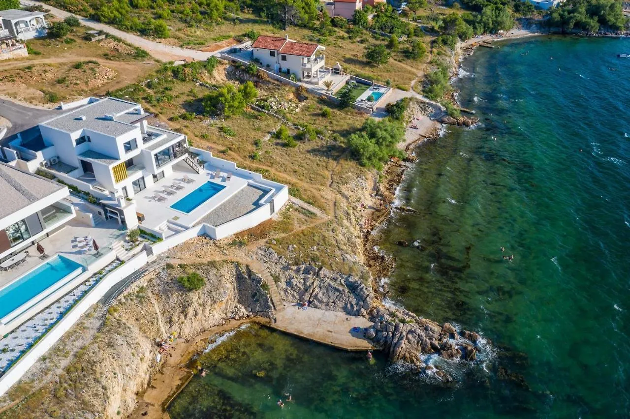 Beautiful Villa Bonella Novigrad